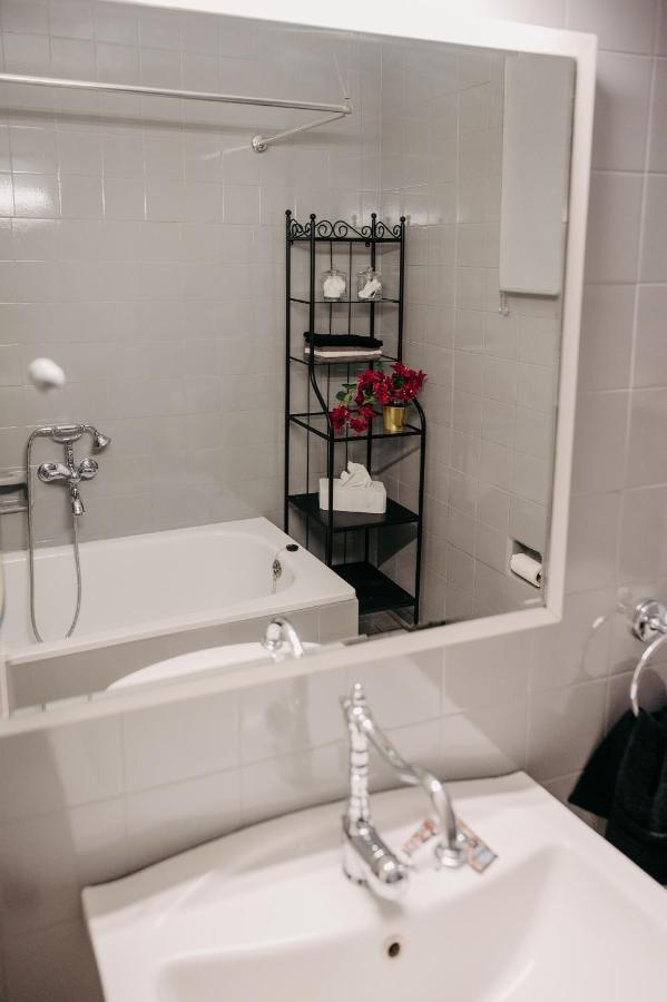 Deluxe Residence Uncle Vassos Солун Екстериор снимка