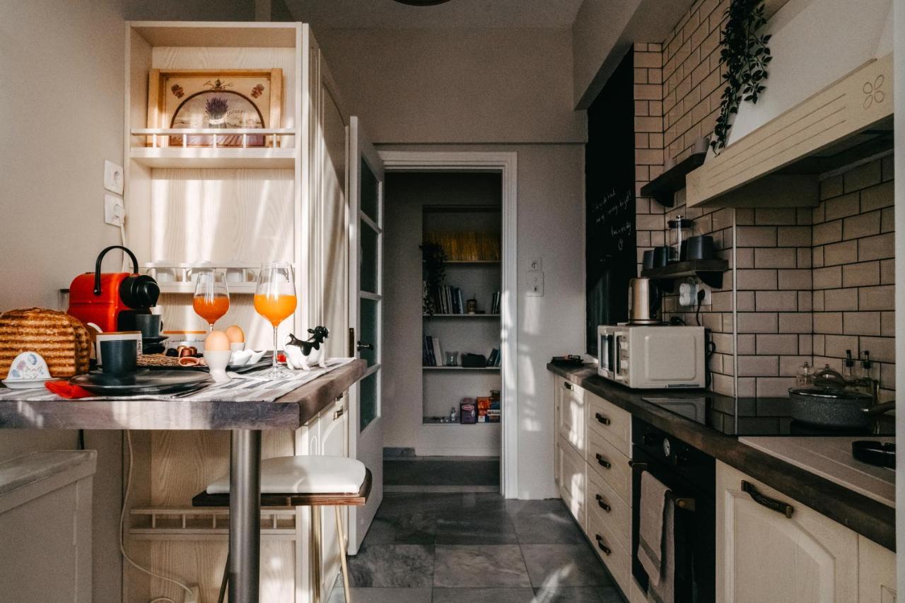 Deluxe Residence Uncle Vassos Солун Екстериор снимка